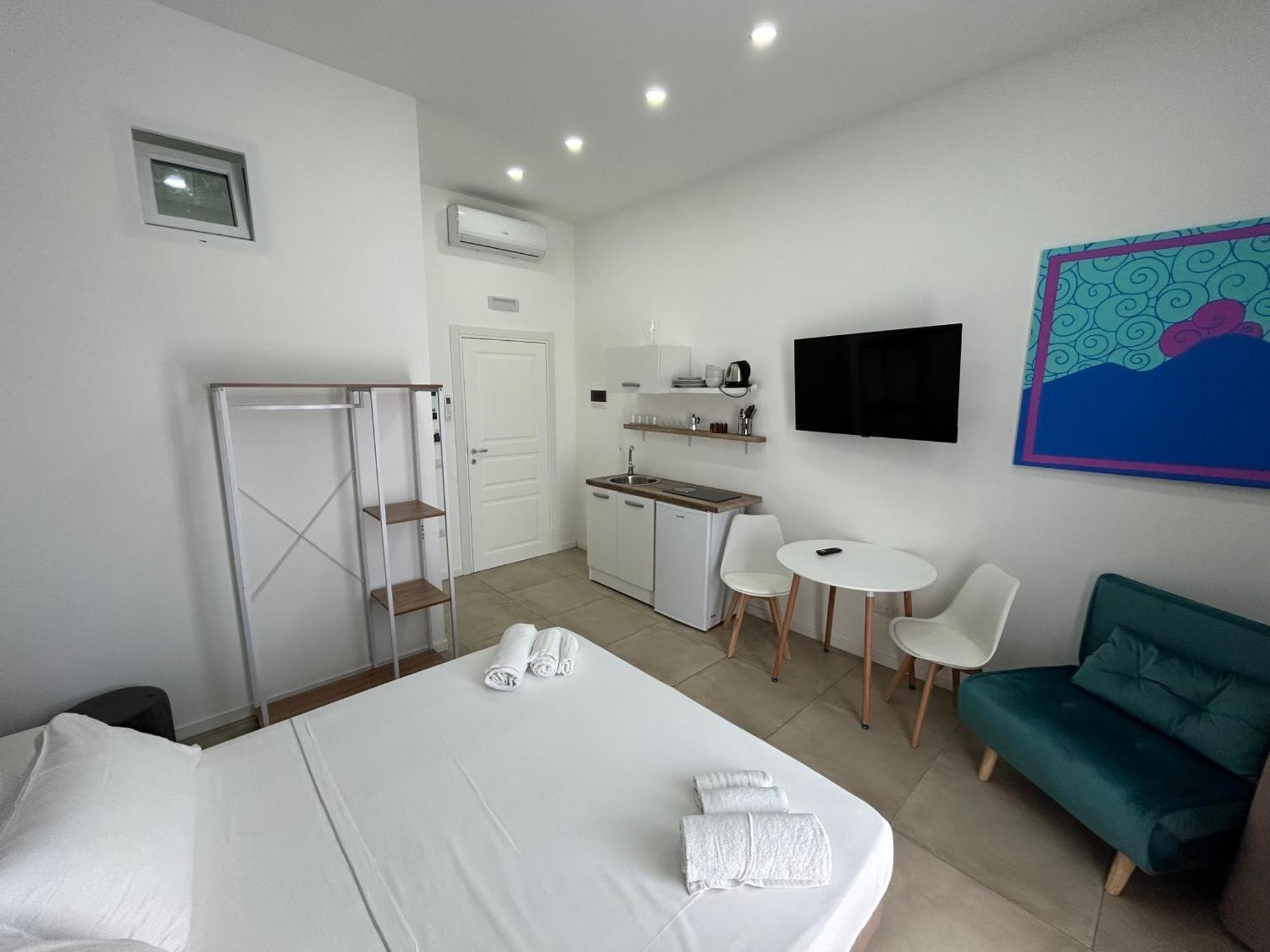 Enjoy Rooms Naples Nápoles Exterior foto